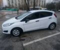 Білий Форд Фієста, об'ємом двигуна 1.25 л та пробігом 119 тис. км за 7000 $, фото 1 на Automoto.ua