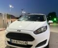 Белый Форд Фиеста, объемом двигателя 1 л и пробегом 120 тыс. км за 5500 $, фото 3 на Automoto.ua