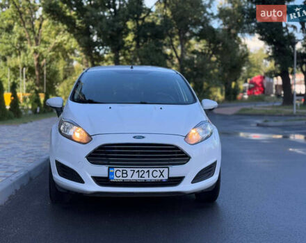 Белый Форд Фиеста, объемом двигателя 1.6 л и пробегом 135 тыс. км за 7500 $, фото 2 на Automoto.ua