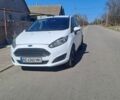 Білий Форд Фієста, об'ємом двигуна 1.5 л та пробігом 256 тис. км за 5500 $, фото 1 на Automoto.ua