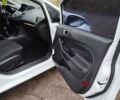 Білий Форд Фієста, об'ємом двигуна 1.5 л та пробігом 143 тис. км за 6500 $, фото 6 на Automoto.ua
