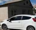 Білий Форд Фієста, об'ємом двигуна 1 л та пробігом 141 тис. км за 6200 $, фото 26 на Automoto.ua