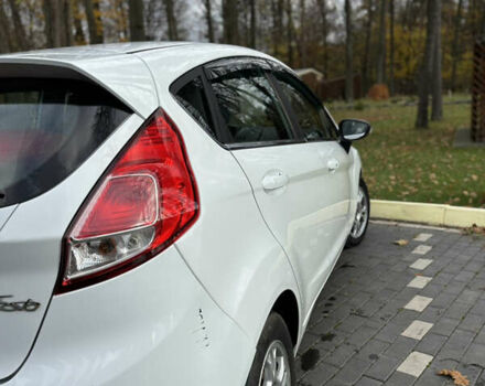 Форд Фиеста 2013 в Шепетовке на Automoto.ua Белый Форд Фиеста, объемом двигателя 1.6 л и пробегом 175 тыс. км за 7100 $, фото 4 на Automoto.ua