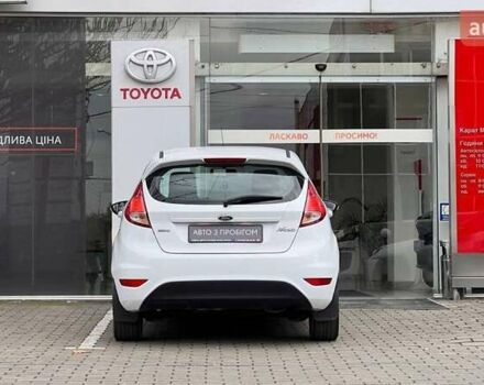 Белый Форд Фиеста, объемом двигателя 1.6 л и пробегом 68 тыс. км за 6456 $, фото 6 на Automoto.ua