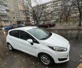 Білий Форд Фієста, об'ємом двигуна 1.5 л та пробігом 135 тис. км за 9000 $, фото 5 на Automoto.ua