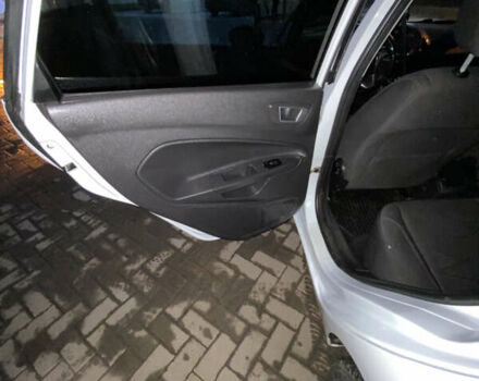 Белый Форд Фиеста, объемом двигателя 1.5 л и пробегом 178 тыс. км за 6700 $, фото 3 на Automoto.ua