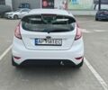 Білий Форд Фієста, об'ємом двигуна 1 л та пробігом 155 тис. км за 6000 $, фото 2 на Automoto.ua
