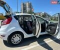 Білий Форд Фієста, об'ємом двигуна 1.24 л та пробігом 99 тис. км за 7000 $, фото 24 на Automoto.ua