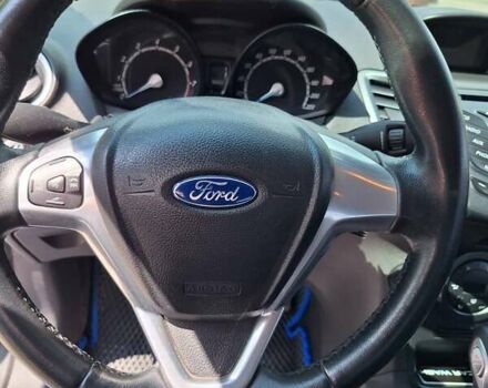 Белый Форд Фиеста, объемом двигателя 1.6 л и пробегом 85 тыс. км за 8100 $, фото 7 на Automoto.ua