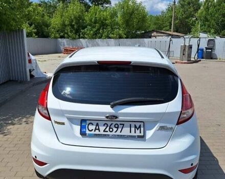 Белый Форд Фиеста, объемом двигателя 1.6 л и пробегом 85 тыс. км за 8100 $, фото 3 на Automoto.ua