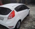 Белый Форд Фиеста, объемом двигателя 1 л и пробегом 120 тыс. км за 6000 $, фото 4 на Automoto.ua