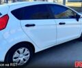 Білий Форд Фієста, об'ємом двигуна 1 л та пробігом 180 тис. км за 4700 $, фото 2 на Automoto.ua