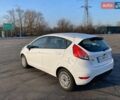 Білий Форд Фієста, об'ємом двигуна 1 л та пробігом 134 тис. км за 5900 $, фото 1 на Automoto.ua