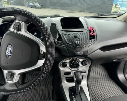 Белый Форд Фиеста, объемом двигателя 1.6 л и пробегом 155 тыс. км за 7500 $, фото 4 на Automoto.ua