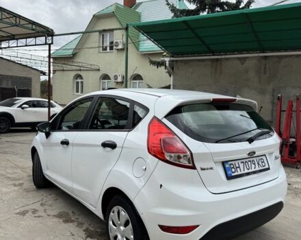 Белый Форд Фиеста, объемом двигателя 1 л и пробегом 75 тыс. км за 6000 $, фото 5 на Automoto.ua