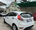 Белый Форд Фиеста, объемом двигателя 1 л и пробегом 75 тыс. км за 6000 $, фото 5 на Automoto.ua