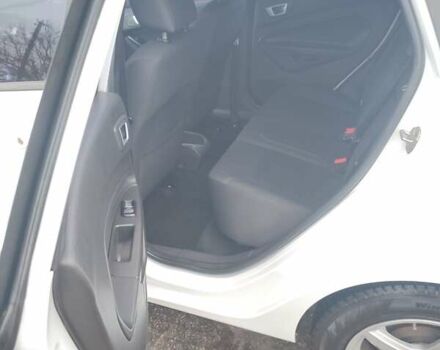 Білий Форд Фієста, об'ємом двигуна 1.5 л та пробігом 190 тис. км за 7500 $, фото 11 на Automoto.ua