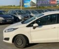 Білий Форд Фієста, об'ємом двигуна 1 л та пробігом 75 тис. км за 5490 $, фото 2 на Automoto.ua