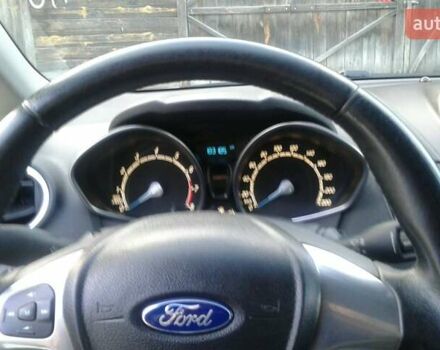 Білий Форд Фієста, об'ємом двигуна 1 л та пробігом 189 тис. км за 5250 $, фото 9 на Automoto.ua