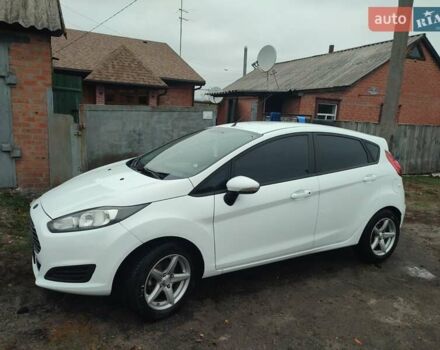 Білий Форд Фієста, об'ємом двигуна 1.5 л та пробігом 190 тис. км за 7500 $, фото 1 на Automoto.ua