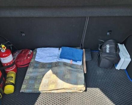 Белый Форд Фиеста, объемом двигателя 1.6 л и пробегом 85 тыс. км за 8100 $, фото 16 на Automoto.ua