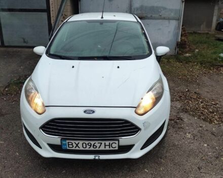 Білий Форд Фієста, об'ємом двигуна 1 л та пробігом 95 тис. км за 6500 $, фото 2 на Automoto.ua