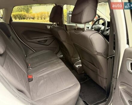 Форд Фиеста 2013 в Днепре (Днепропетровске) на Automoto.ua Белый Форд Фиеста, объемом двигателя 1.24 л и пробегом 132 тыс. км за 5700 $, фото 14 на Automoto.ua