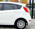 Білий Форд Фієста, об'ємом двигуна 1 л та пробігом 60 тис. км за 9900 $, фото 47 на Automoto.ua