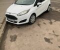 Білий Форд Фієста, об'ємом двигуна 1 л та пробігом 217 тис. км за 6000 $, фото 1 на Automoto.ua
