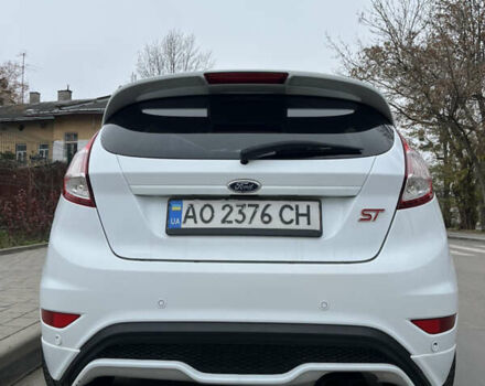 Белый Форд Фиеста, объемом двигателя 1.5 л и пробегом 228 тыс. км за 7800 $, фото 7 на Automoto.ua