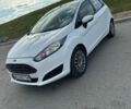Белый Форд Фиеста, объемом двигателя 1 л и пробегом 104 тыс. км за 7900 $, фото 1 на Automoto.ua
