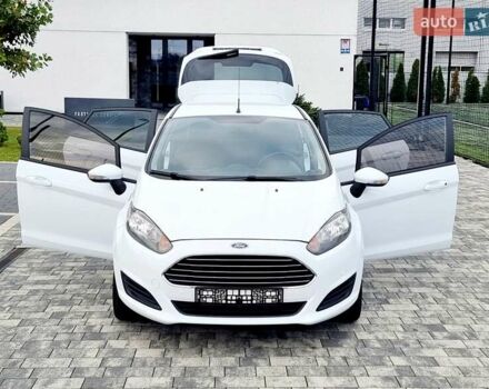 Білий Форд Фієста, об'ємом двигуна 1 л та пробігом 60 тис. км за 9900 $, фото 13 на Automoto.ua