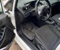 Белый Форд Фиеста, объемом двигателя 1 л и пробегом 144 тыс. км за 6500 $, фото 4 на Automoto.ua