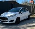 Белый Форд Фиеста, объемом двигателя 1 л и пробегом 122 тыс. км за 6900 $, фото 3 на Automoto.ua