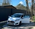 Білий Форд Фієста, об'ємом двигуна 1 л та пробігом 122 тис. км за 6900 $, фото 1 на Automoto.ua