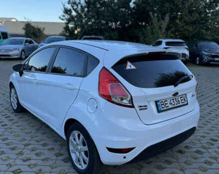 Білий Форд Фієста, об'ємом двигуна 1 л та пробігом 85 тис. км за 8500 $, фото 6 на Automoto.ua