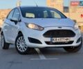 Белый Форд Фиеста, объемом двигателя 1 л и пробегом 230 тыс. км за 4399 $, фото 1 на Automoto.ua