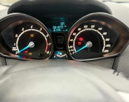 Белый Форд Фиеста, объемом двигателя 1 л и пробегом 82 тыс. км за 6699 $, фото 6 на Automoto.ua