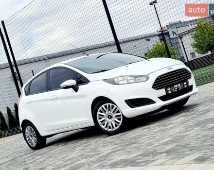 Білий Форд Фієста, об'ємом двигуна 1 л та пробігом 60 тис. км за 9900 $, фото 96 на Automoto.ua