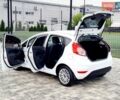 Білий Форд Фієста, об'ємом двигуна 1 л та пробігом 60 тис. км за 9900 $, фото 41 на Automoto.ua