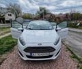 Білий Форд Фієста, об'ємом двигуна 1.6 л та пробігом 155 тис. км за 6800 $, фото 1 на Automoto.ua