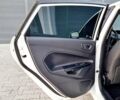 Белый Форд Фиеста, объемом двигателя 1 л и пробегом 59 тыс. км за 9899 $, фото 75 на Automoto.ua