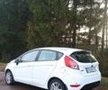 Белый Форд Фиеста, объемом двигателя 1 л и пробегом 112 тыс. км за 7500 $, фото 2 на Automoto.ua