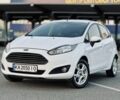 Белый Форд Фиеста, объемом двигателя 1 л и пробегом 140 тыс. км за 7850 $, фото 1 на Automoto.ua
