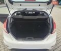 Білий Форд Фієста, об'ємом двигуна 1 л та пробігом 110 тис. км за 8000 $, фото 16 на Automoto.ua