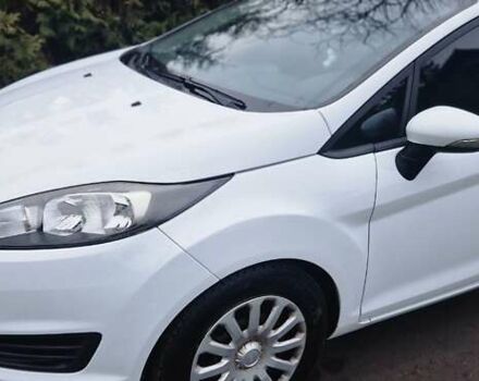 Белый Форд Фиеста, объемом двигателя 1 л и пробегом 112 тыс. км за 5900 $, фото 3 на Automoto.ua