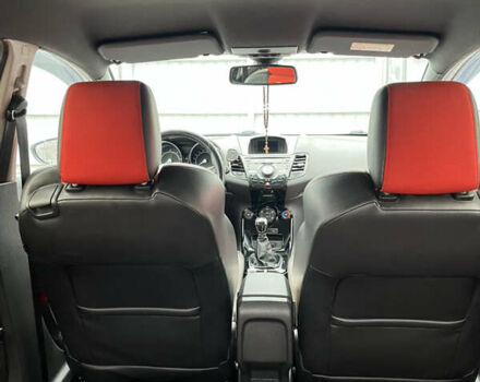 Белый Форд Фиеста, объемом двигателя 1.5 л и пробегом 228 тыс. км за 7800 $, фото 14 на Automoto.ua