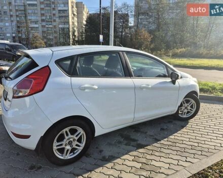 Білий Форд Фієста, об'ємом двигуна 1 л та пробігом 171 тис. км за 6499 $, фото 8 на Automoto.ua