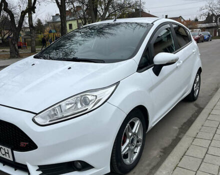 Белый Форд Фиеста, объемом двигателя 1.5 л и пробегом 228 тыс. км за 7800 $, фото 5 на Automoto.ua