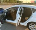 Білий Форд Фієста, об'ємом двигуна 1 л та пробігом 117 тис. км за 7900 $, фото 1 на Automoto.ua